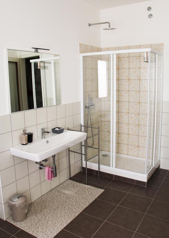 Smart Accomodation Hotel Trieste Bagian luar foto
